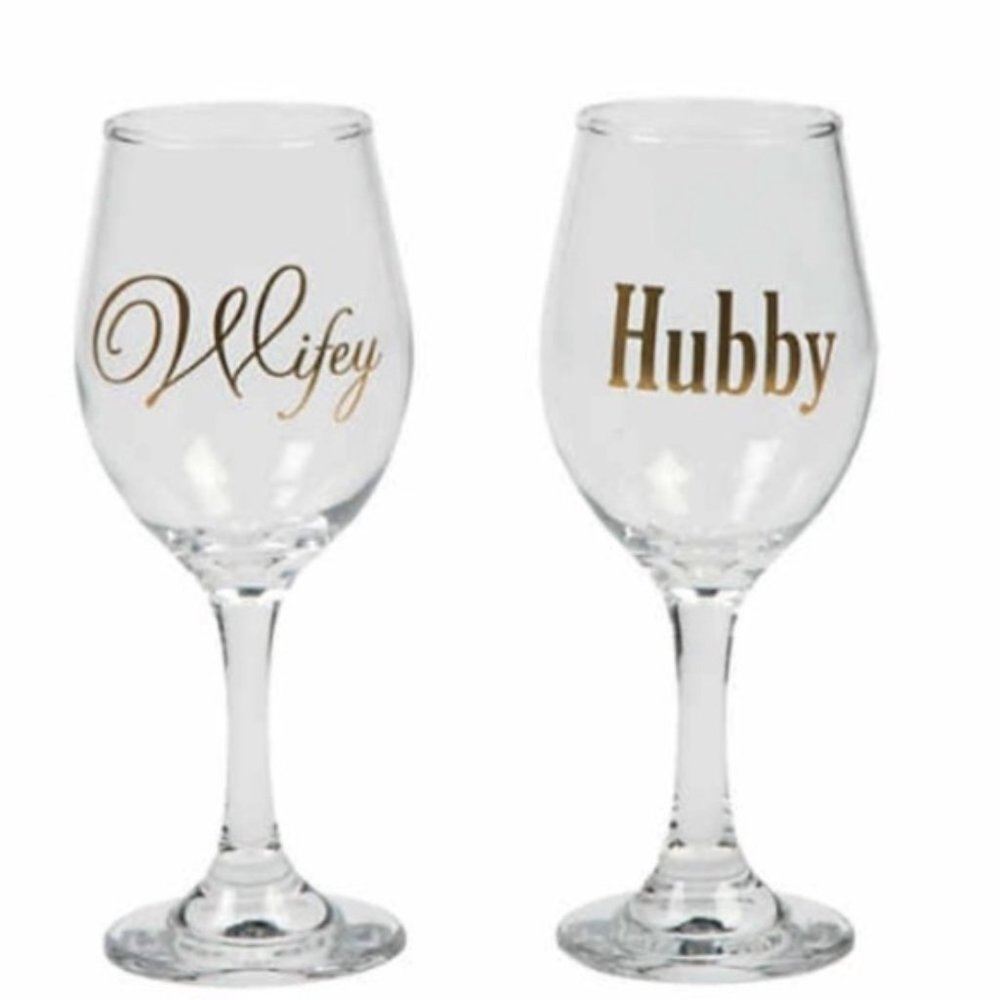 Wifey Hubby Wine Glass Set